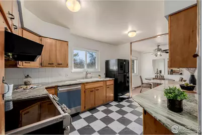 2204 Stanford Rd, Fort Collins, CO 80525 - Photo 13