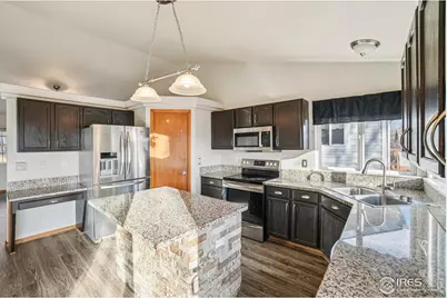 4240 Coaldale Dr, Loveland, CO 80538 - Photo 7