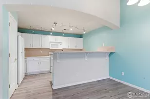 1404 Whitehall Dr, Longmont, CO 80504 - Photo 7