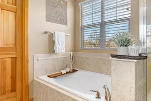 712 Tanager Cir, Longmont, CO 80504 - Photo 35