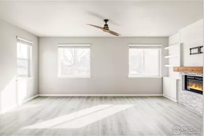 619 Stonebridge Dr, Longmont, CO 80503 - Photo 3