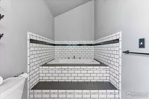 1284 E 4th St, Loveland, CO 80537 - Photo 17