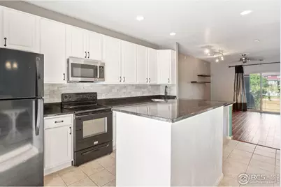 9771 Cherry Ln, Thornton, CO 80229 - Photo 13