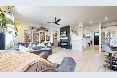 4403 Garnet Way, Longmont, CO 80504 - Photo 5