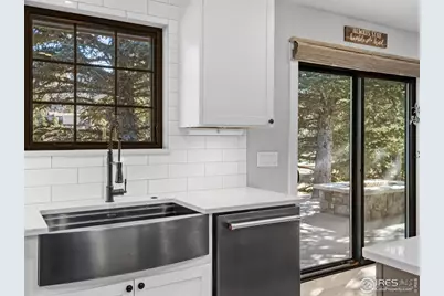 2516 Pine Meadow Dr, Estes Park, CO 80517 - Photo 11