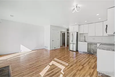 225 E 8th Ave #F2, Longmont, CO 80504 - Photo 7