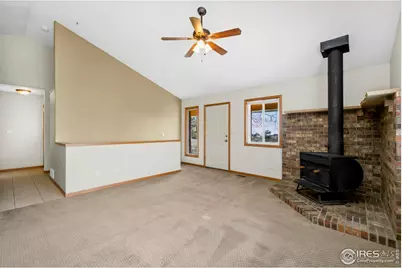 629 Green Mountain Dr, Loveland, CO 80537 - Photo 9