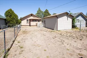 323 Cleveland St, Sterling, CO 80751 - Photo 27