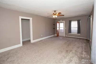 323 Cleveland St, Sterling, CO 80751 - Photo 5