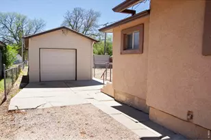 323 Cleveland St, Sterling, CO 80751 - Photo 25