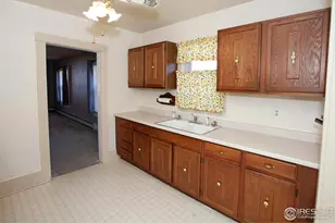 323 Cleveland St, Sterling, CO 80751 - Photo 11