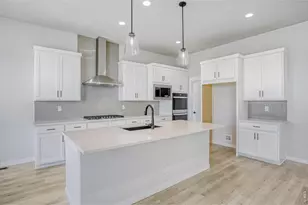 2064 Dusk Ct, Windsor, CO 80550 - Photo 9