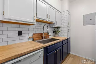 7447 Singing Hills Ct, Boulder, CO 80301 - Photo 3