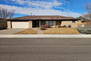 915 Park St, Fort Morgan, CO 80701 - Photo 1