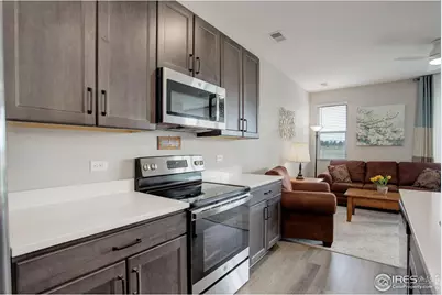 5483 Shadow Creek Ct, Windsor, CO 80528 - Photo 7