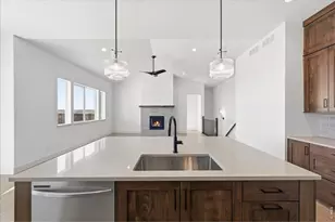 1410 S Gardenia Dr, Milliken, CO 80543 - Photo 7