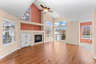 1419 Red Mountain Dr, Longmont, CO 80504 - Photo 5