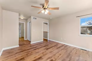 1419 Red Mountain Dr, Longmont, CO 80504 - Photo 23