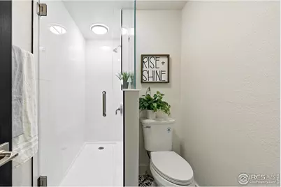 717 E 8th St, Loveland, CO 80537 - Photo 23