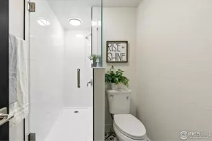 717 E 8th St, Loveland, CO 80537 - Photo 23