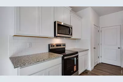 13958 Garnet Dr, Mead, CO 80504 - Photo 9
