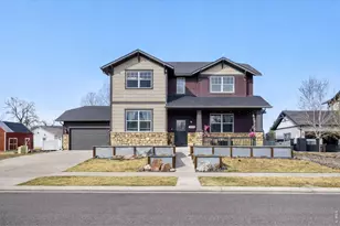 210 Peppler Dr, Longmont, CO 80504 - Photo 1