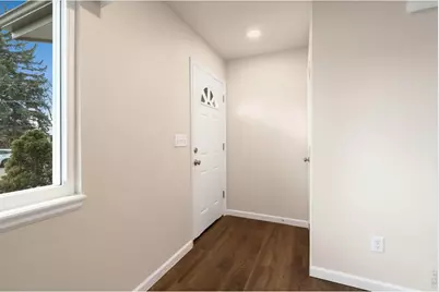 881 19th St SW, Loveland, CO 80537 - Photo 3