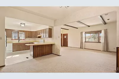 914 Prospect St, Fort Morgan, CO 80701 - Photo 5