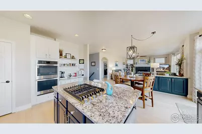 831 Glenarbor Cir, Longmont, CO 80504 - Photo 3