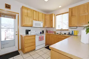 2906 57th Ave, Greeley, CO 80634 - Photo 11