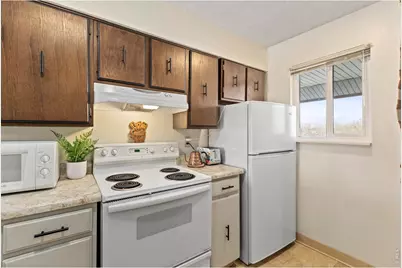 1705 Heatheridge Rd #C-204, Fort Collins, CO 80526 - Photo 5