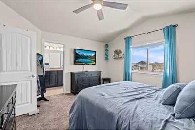 5599 Clarence Dr, Windsor, CO 80550 - Photo 11