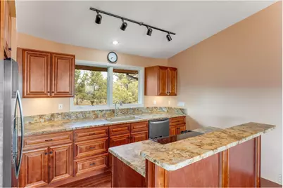 3001 Eagle Ridge Rd, Longmont, CO 80503 - Photo 11