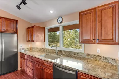 3001 Eagle Ridge Rd, Longmont, CO 80503 - Photo 15