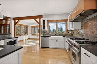 8652 Portico Ln, Longmont, CO 80503 - Photo 7