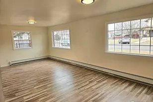 109 Denver St, Sterling, CO 80751 - Photo 5