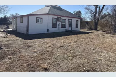306 E Curtis St, Eckley, CO 80727 - Photo 1