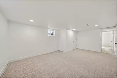 2202 17th St, Greeley, CO 80631 - Photo 25