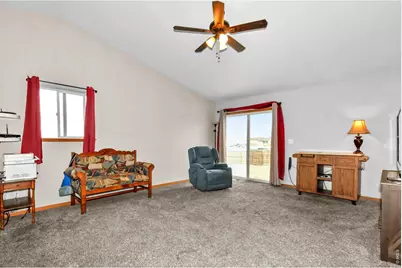 221 E Holly St, Milliken, CO 80543 - Photo 5