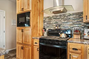 62 Rabbit Ears Ct, Livermore, CO 80536 - Photo 11