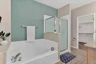 1703 Whitehall Dr, Longmont, CO 80504 - Photo 15