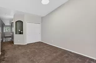 1703 Whitehall Dr, Longmont, CO 80504 - Photo 9