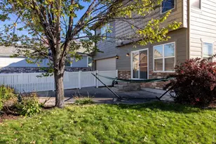 2257 Whistler Dr, Longmont, CO 80504 - Photo 31