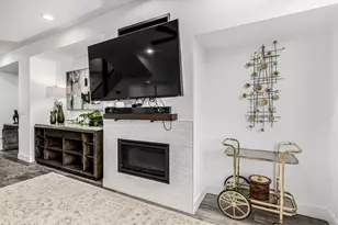 6820 E Lowry Blvd, Denver, CO 80230 - Photo 9