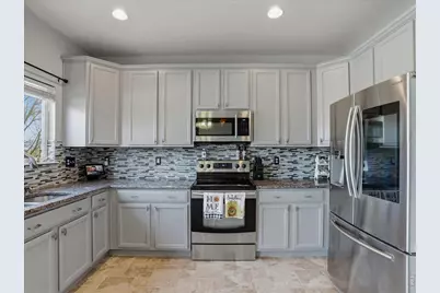 24703 E Kansas Cir, Aurora, CO 80018 - Photo 11