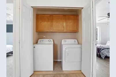 24703 E Kansas Cir, Aurora, CO 80018 - Photo 23