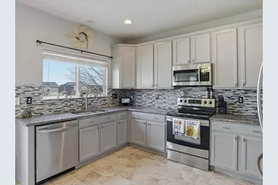 24703 E Kansas Cir, Aurora, CO 80018 - Photo 9