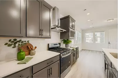 2827 Bear Springs Cir #14, Longmont, CO 80503 - Photo 5