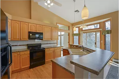 1006 Alexandria Dr, Loveland, CO 80538 - Photo 7