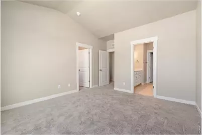 3438 Kettle Creek Dr, Loveland, CO 80538 - Photo 7